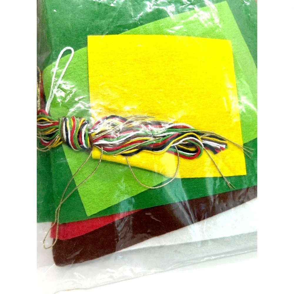 Vintage Duck Decoy Embroidered Ornaments Kit #226‎